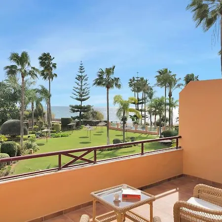 בית נופש Lujoso Adosado Frente Al Mar Con Piscina Y Jardin - Riviera Andaluza 3 *