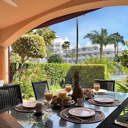 Lujoso Adosado Frente Al Mar Con Piscina Y Jardin - Riviera Andaluza 3
