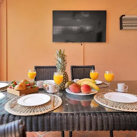 בית נופש Lujoso Adosado Frente Al Mar Con Piscina Y Jardin - Riviera Andaluza 3 אסטפונה