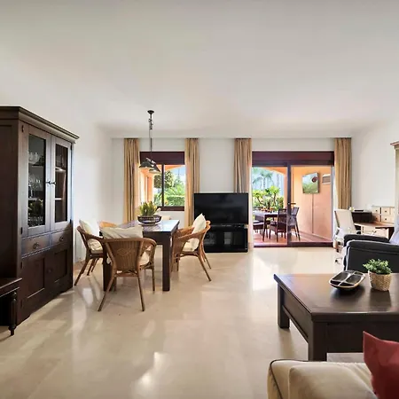 Lujoso Adosado Frente Al Mar Con Piscina Y Jardín - Riviera Andaluza 3