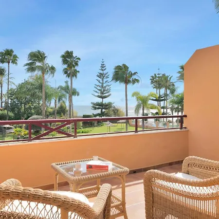 Lujoso Adosado Frente Al Mar Con Piscina Y Jardin - Riviera Andaluza 3 بيت للعطل
