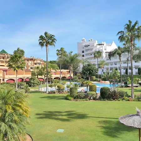 Lujoso Adosado Frente Al Mar Con Piscina Y Jardin - Riviera Andaluza 3