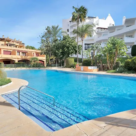 Lujoso Adosado Frente Al Mar Con Piscina Y Jardin - Riviera Andaluza 3 بيت للعطل