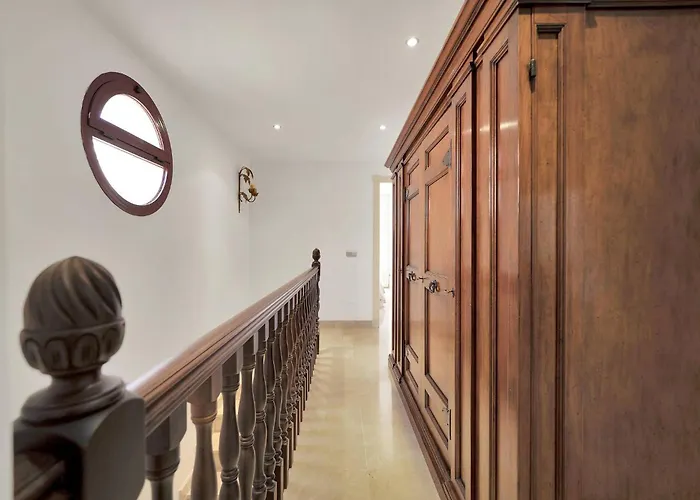 Lujoso Adosado Frente Al Mar Con Piscina Y Jardin - Riviera Andaluza 3